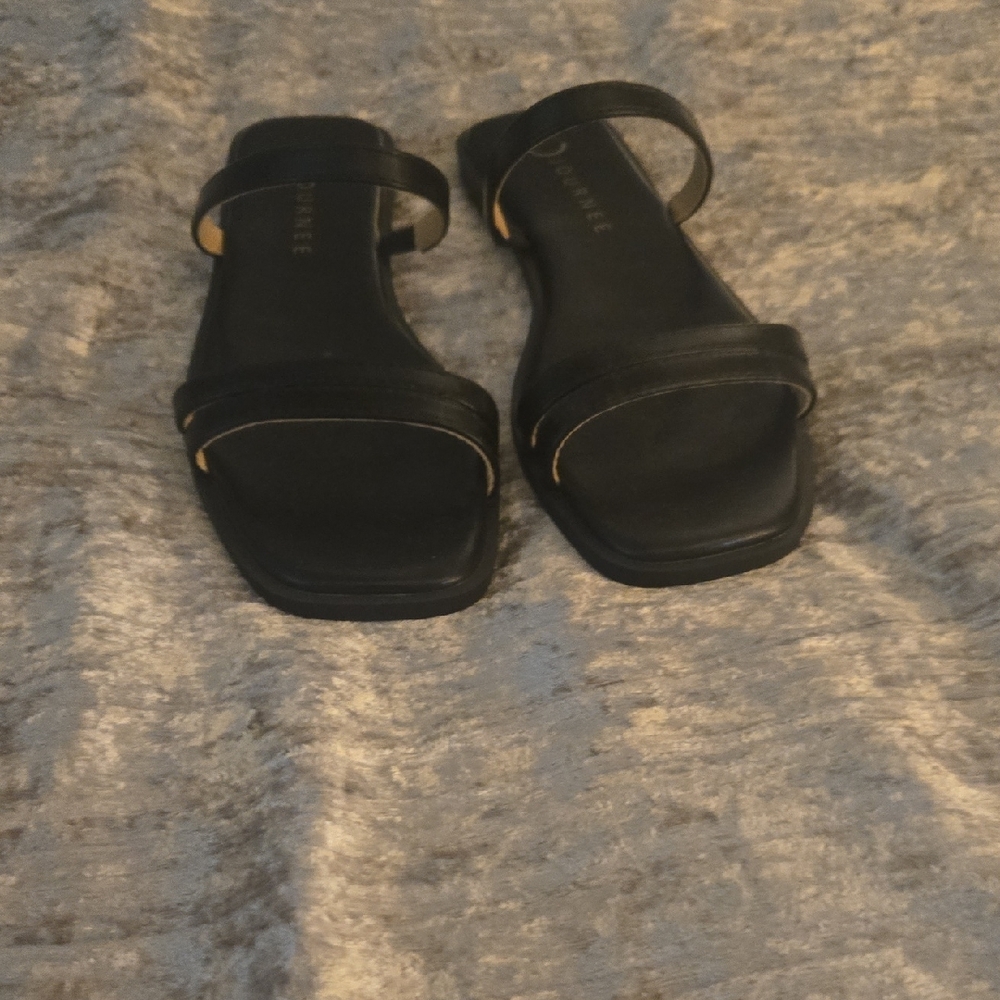 Journee Collection Brisa, Black Strappy Sandals - Picture 4 of 6